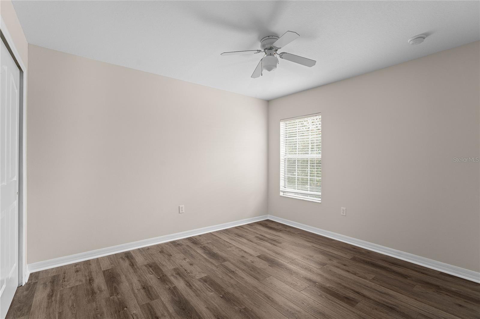 9142 LANTERN OAK WAY