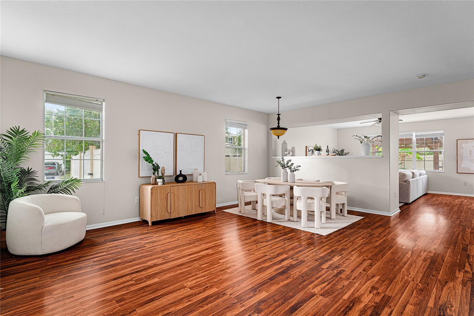 9142 LANTERN OAK WAY