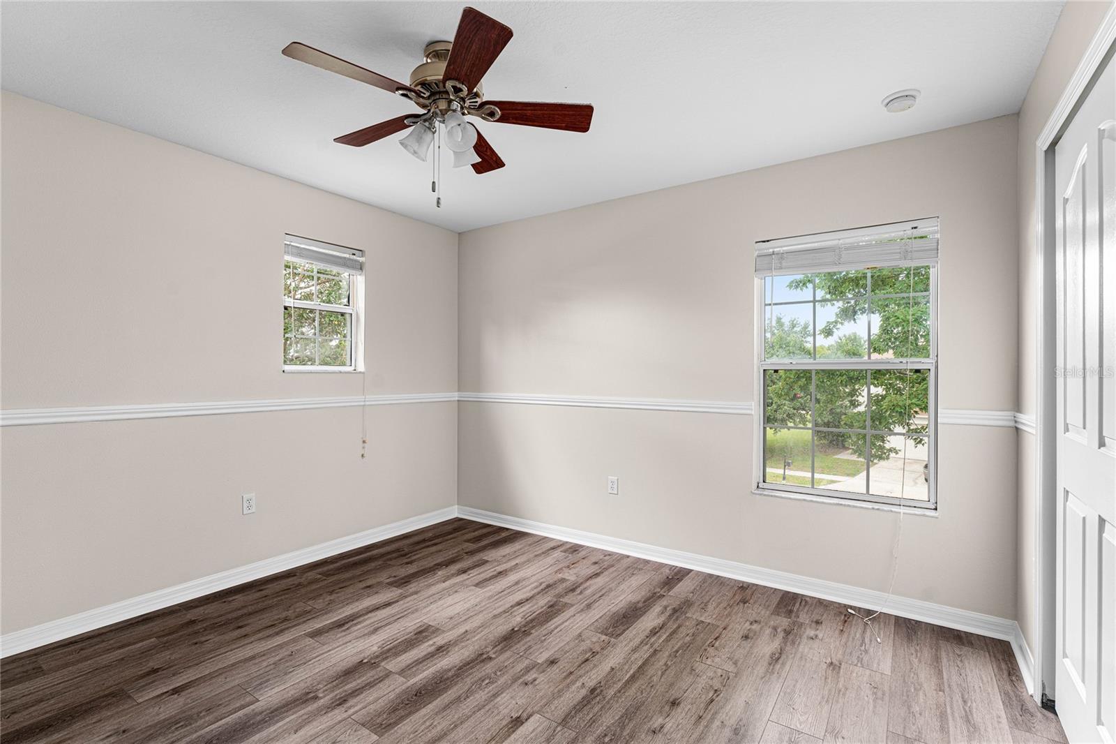 9142 LANTERN OAK WAY