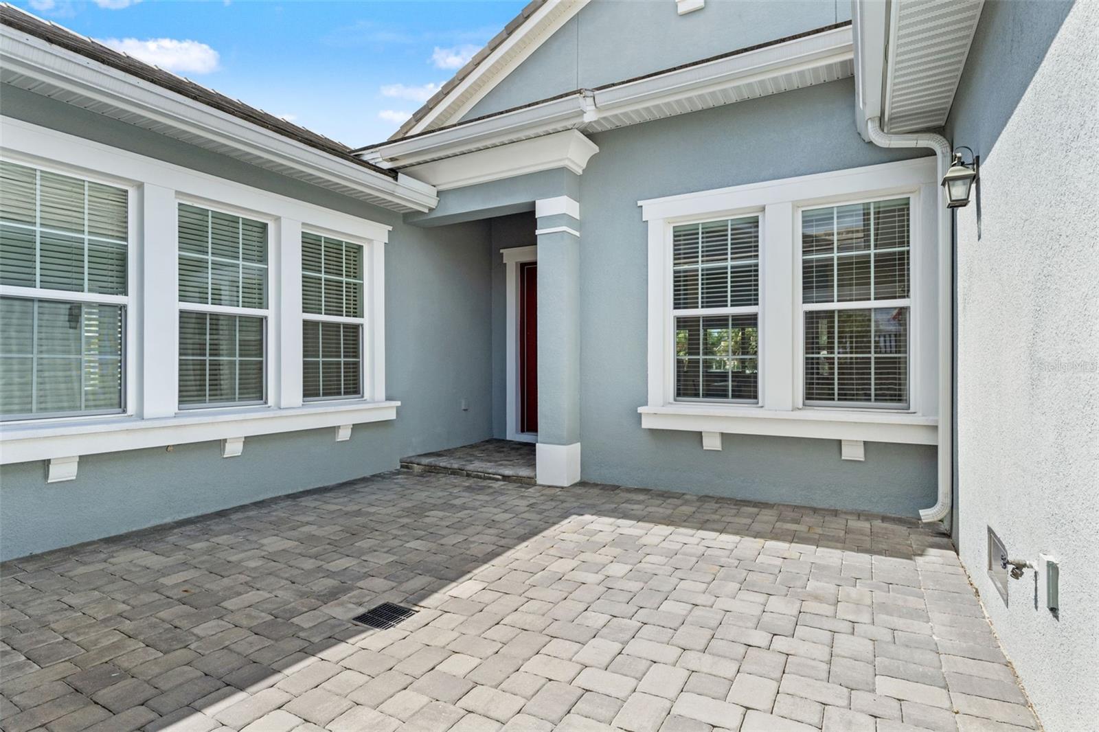 4148 ROCKY SHORES DR