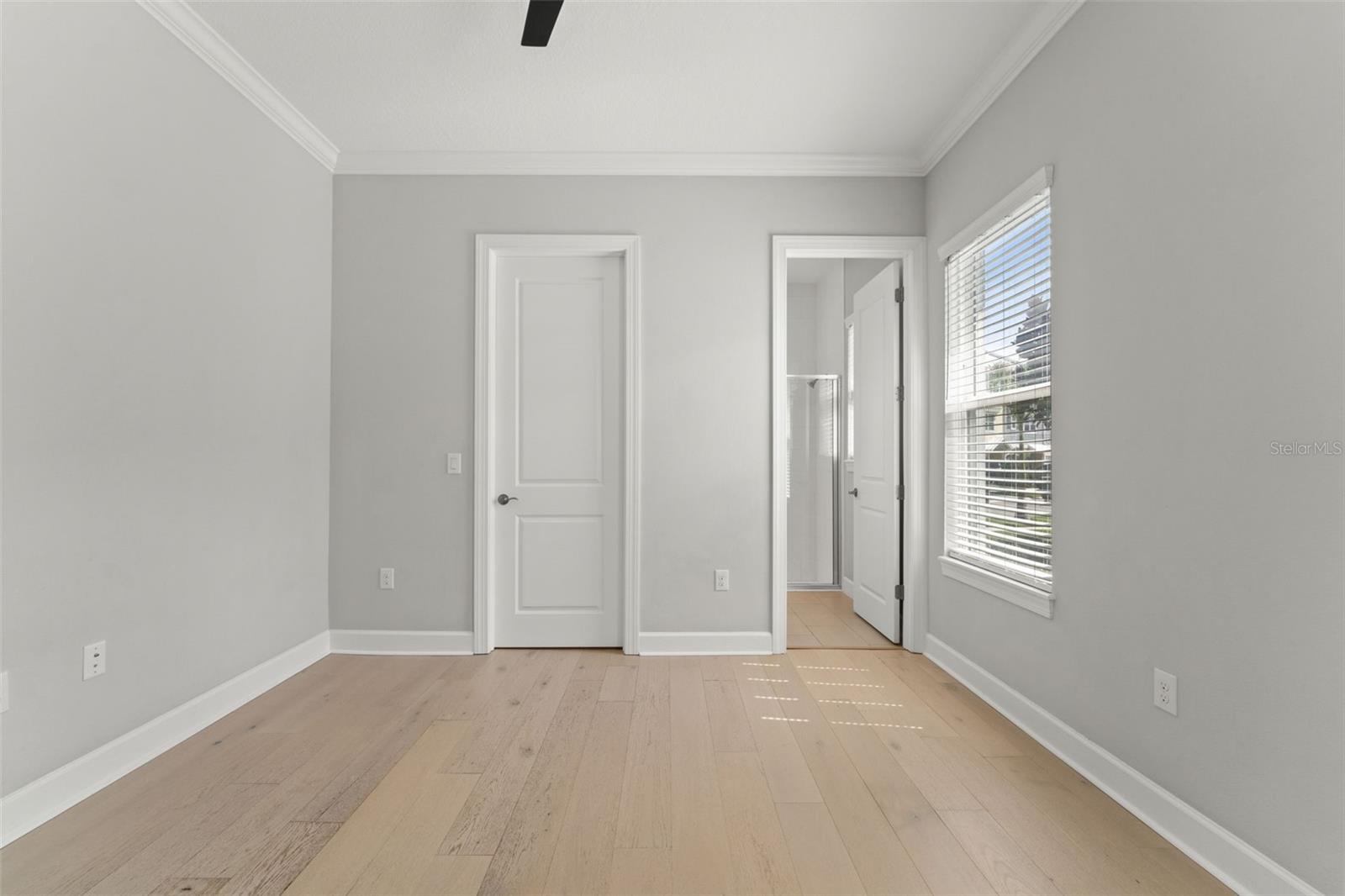 4148 ROCKY SHORES DR