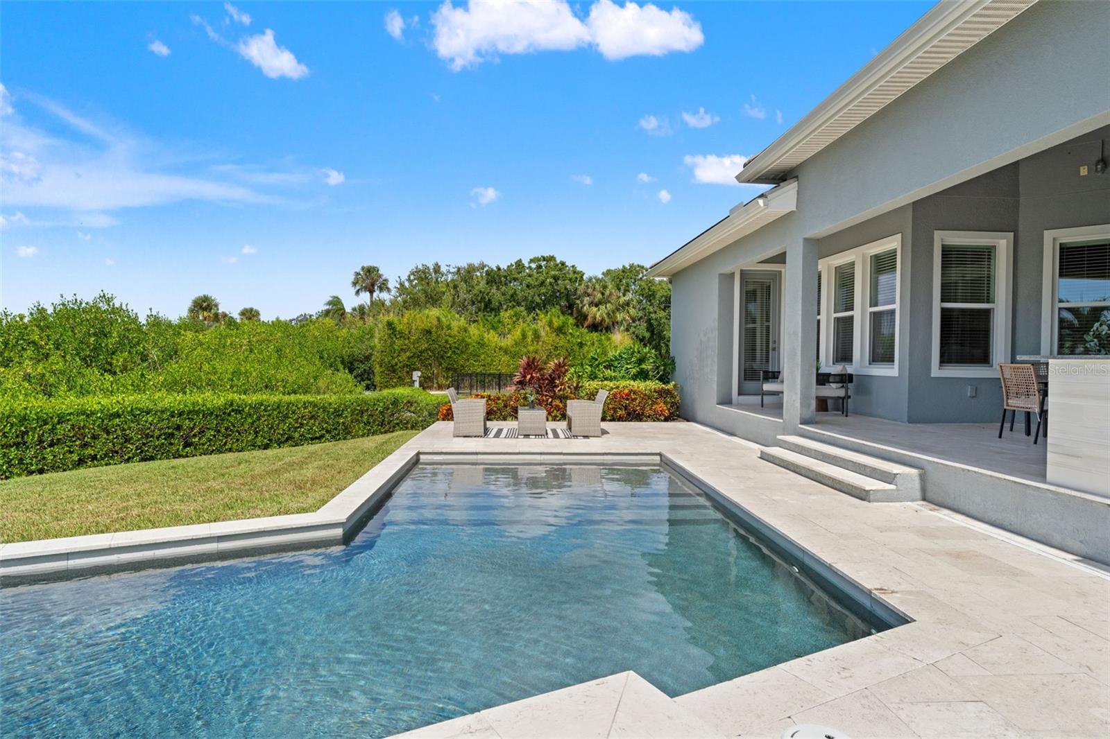 4148 ROCKY SHORES DR