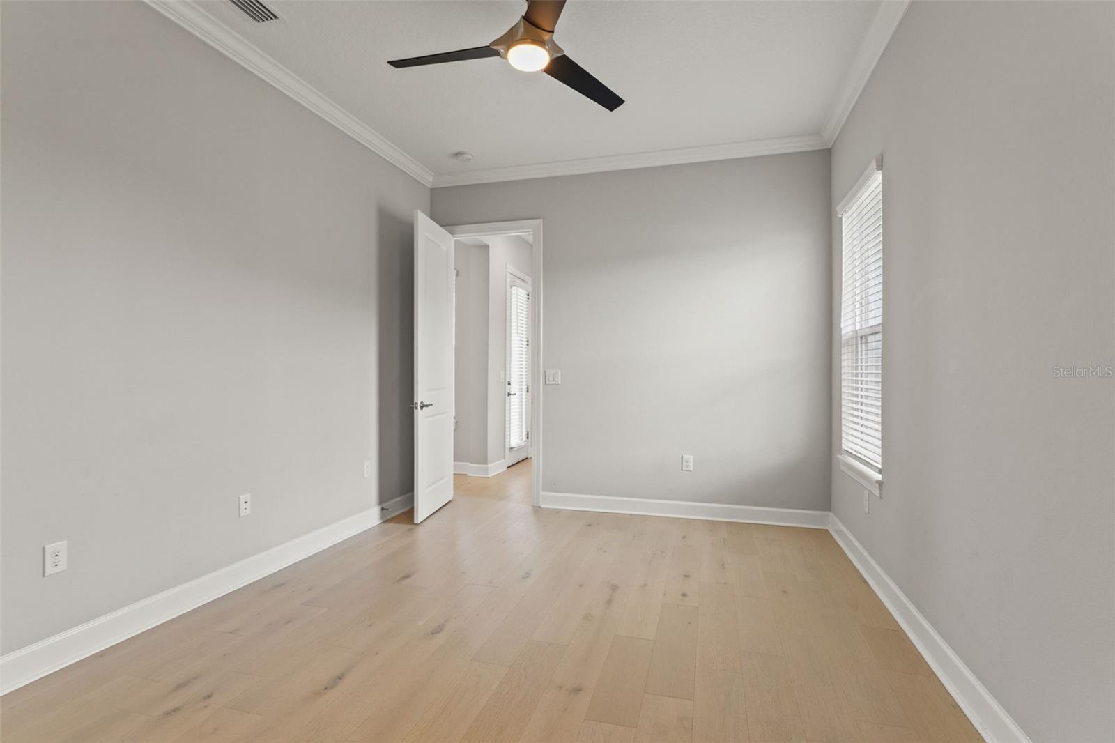 4148 ROCKY SHORES DR