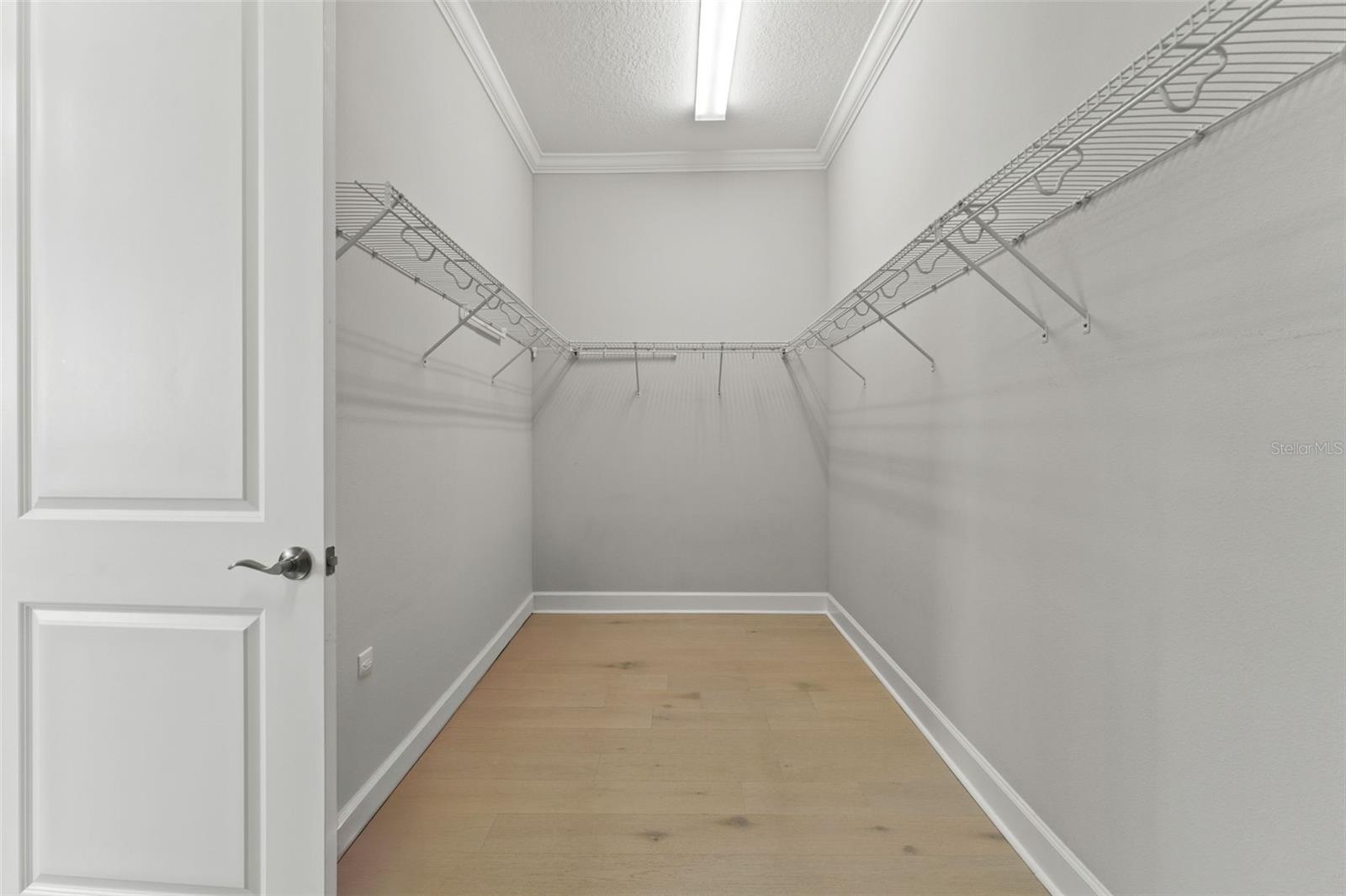 4148 ROCKY SHORES DR