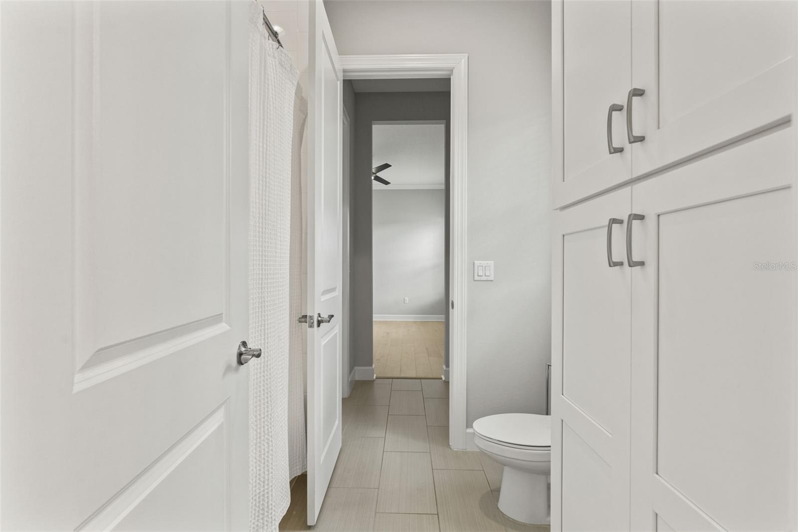 4148 ROCKY SHORES DR