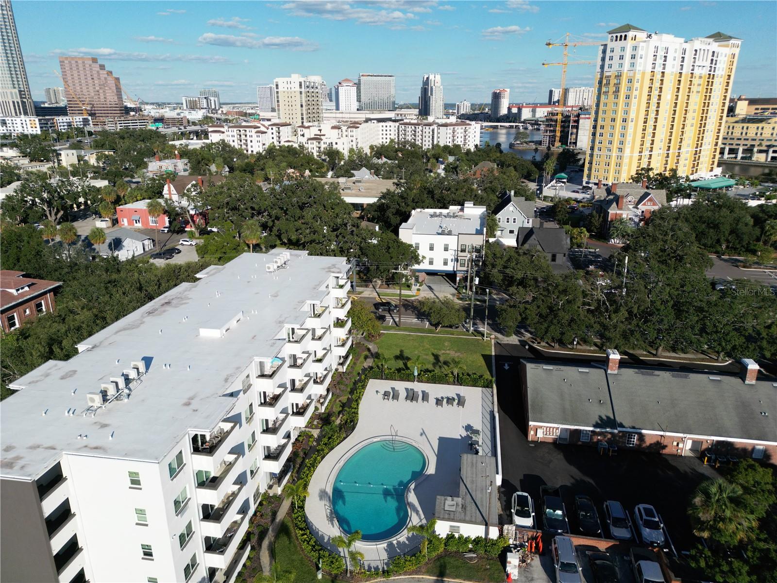 406 S CEDAR AVE #308