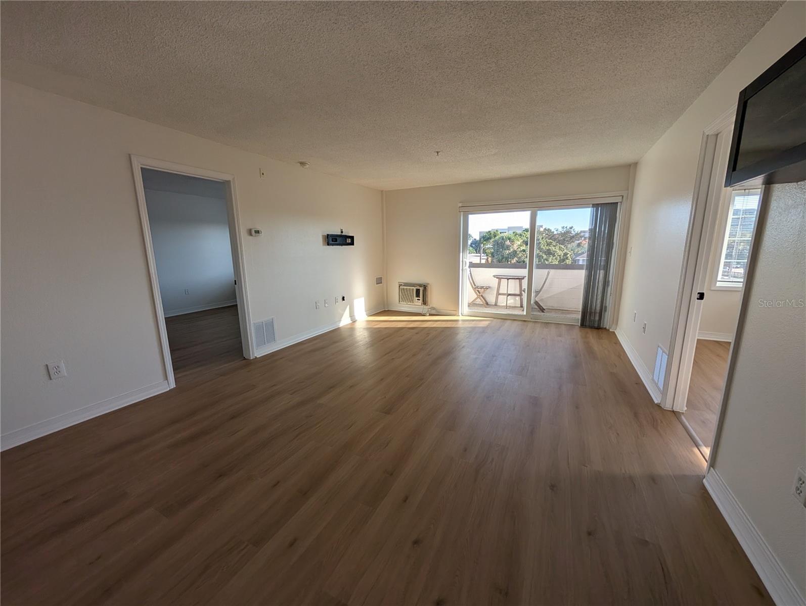 406 S CEDAR AVE #308