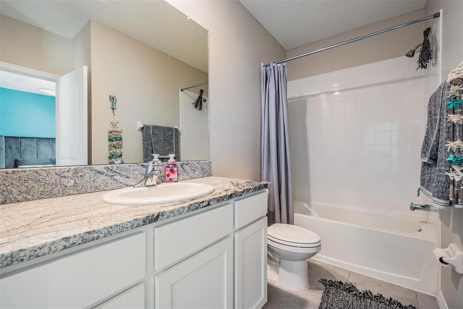 32524 TURTLE GRACE LOOP