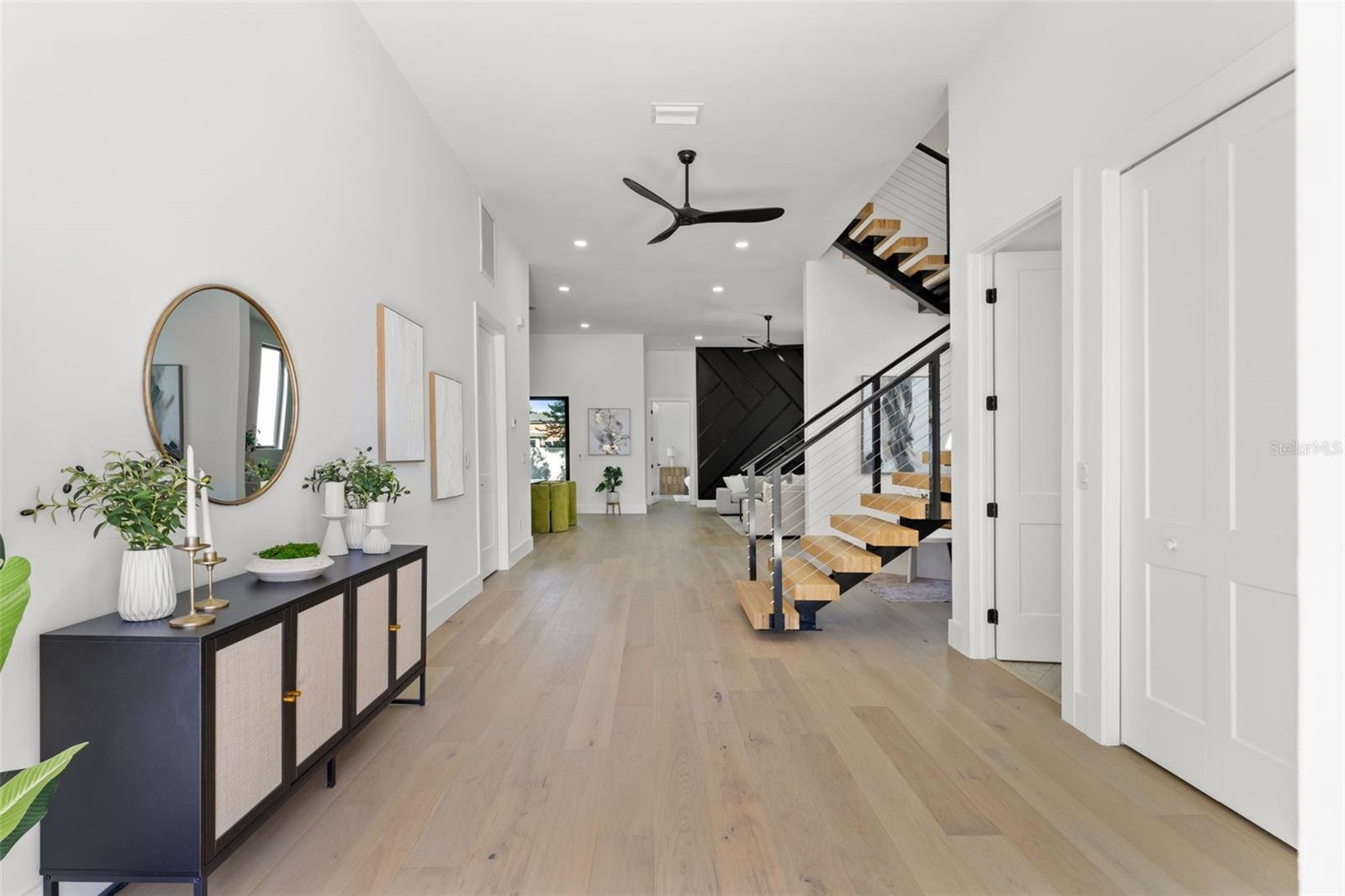 3817 W SAN NICHOLAS ST