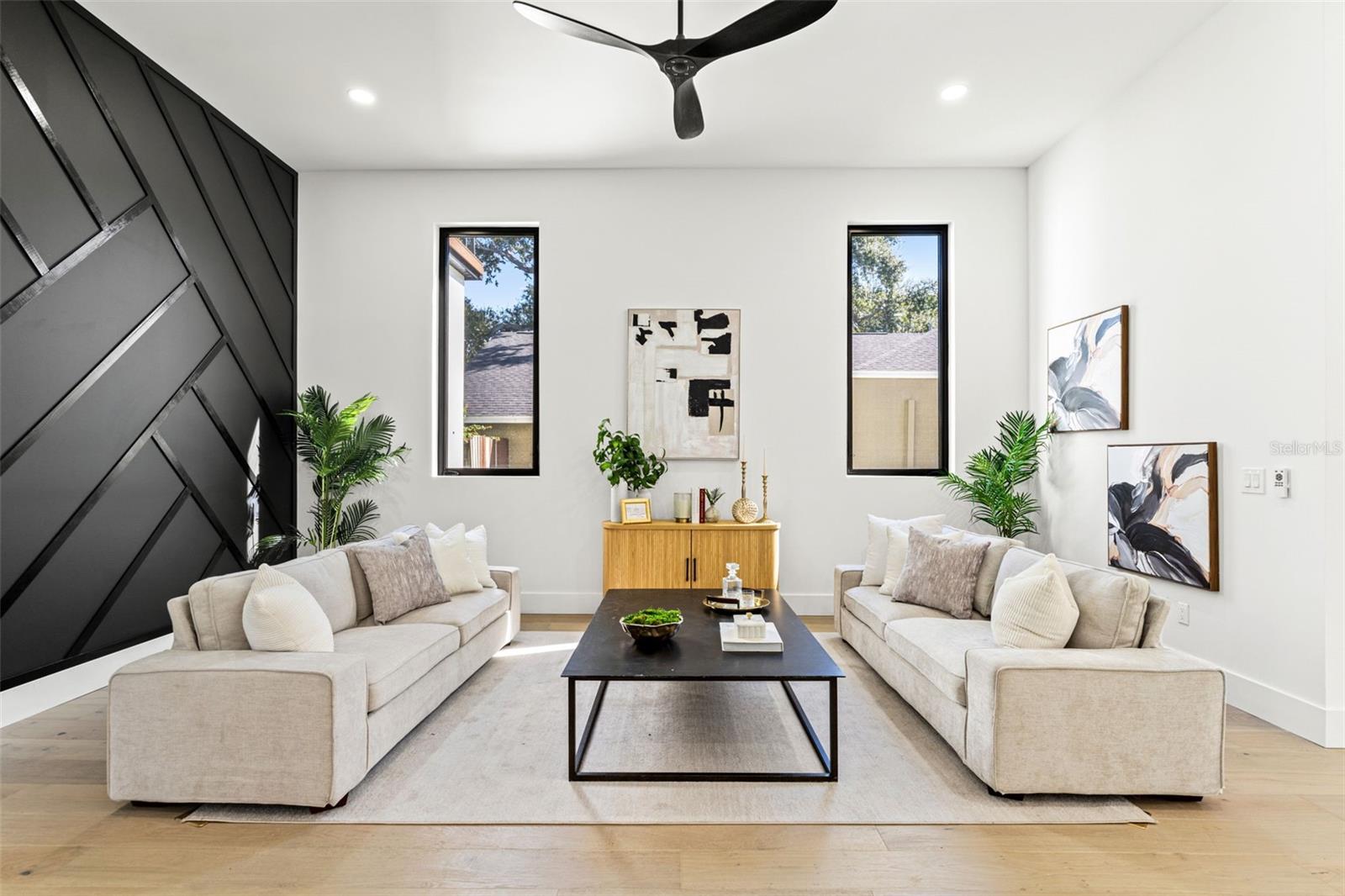 3817 W SAN NICHOLAS ST