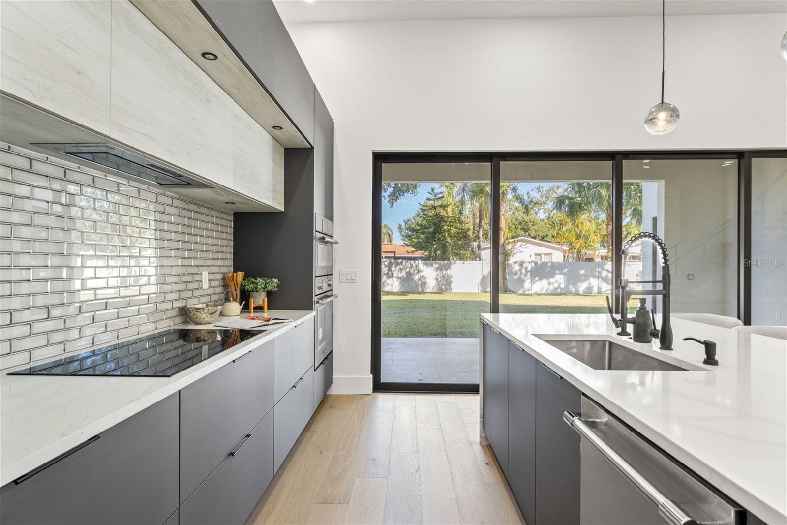 3817 W SAN NICHOLAS ST