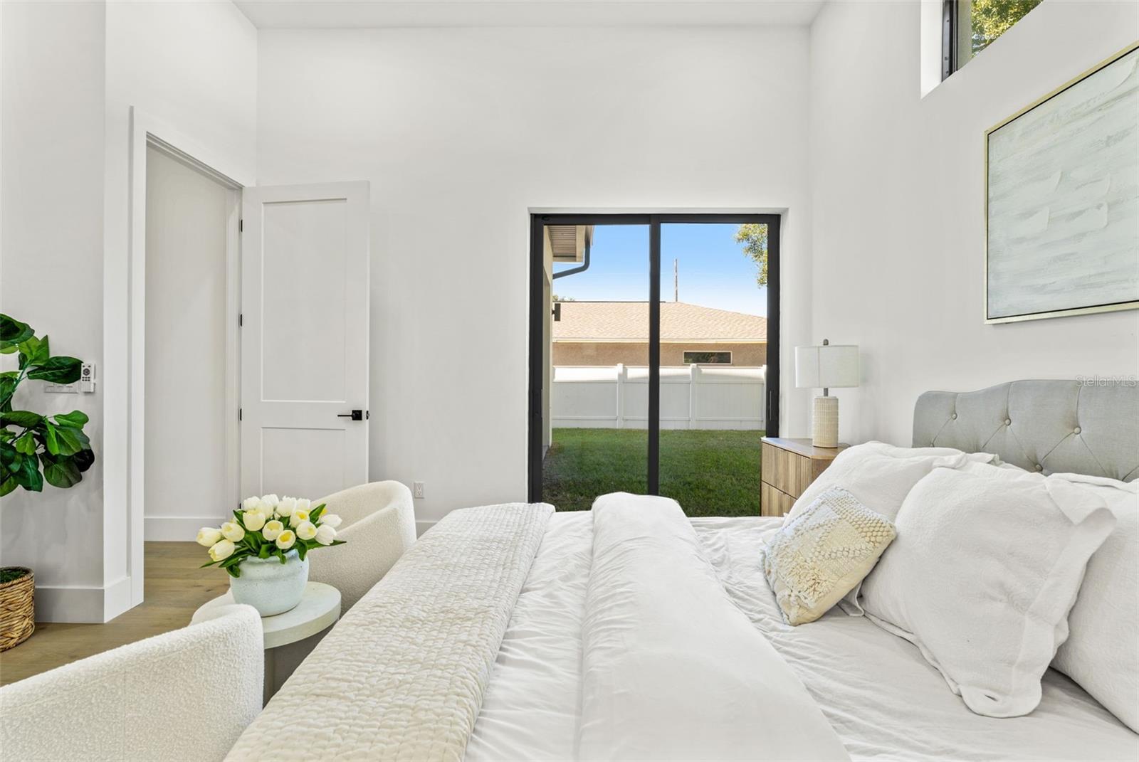 3817 W SAN NICHOLAS ST