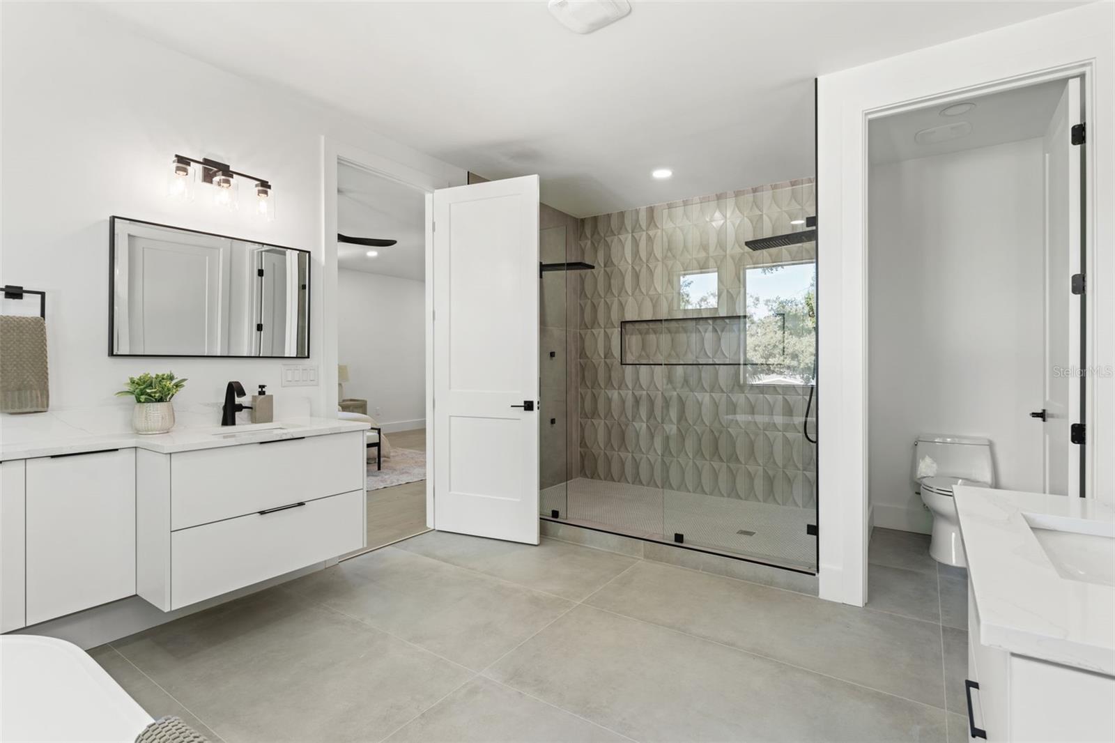 3817 W SAN NICHOLAS ST