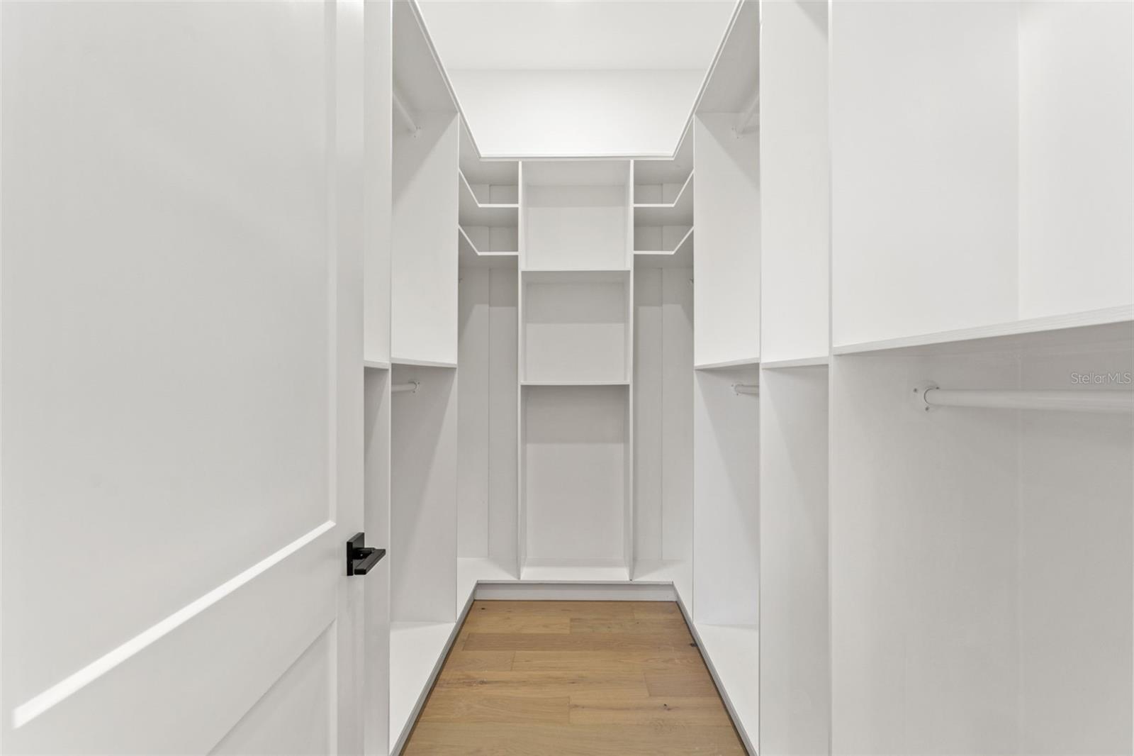 3817 W SAN NICHOLAS ST