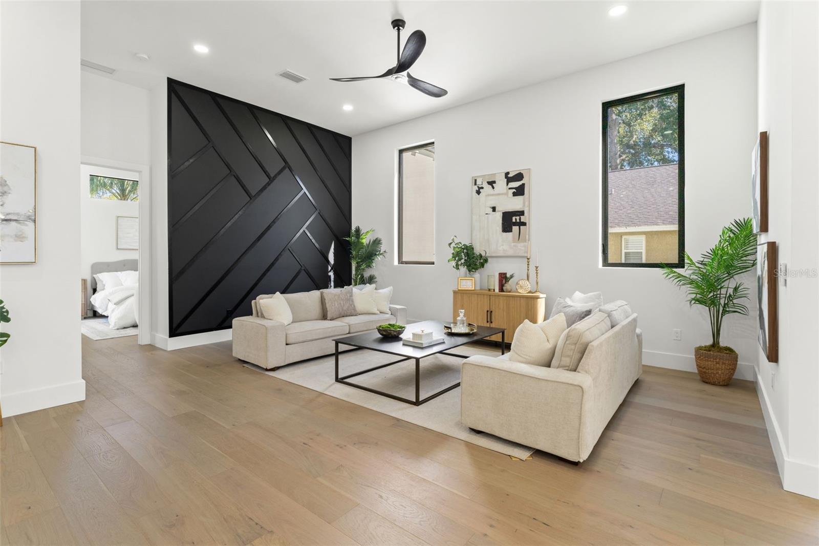 3817 W SAN NICHOLAS ST