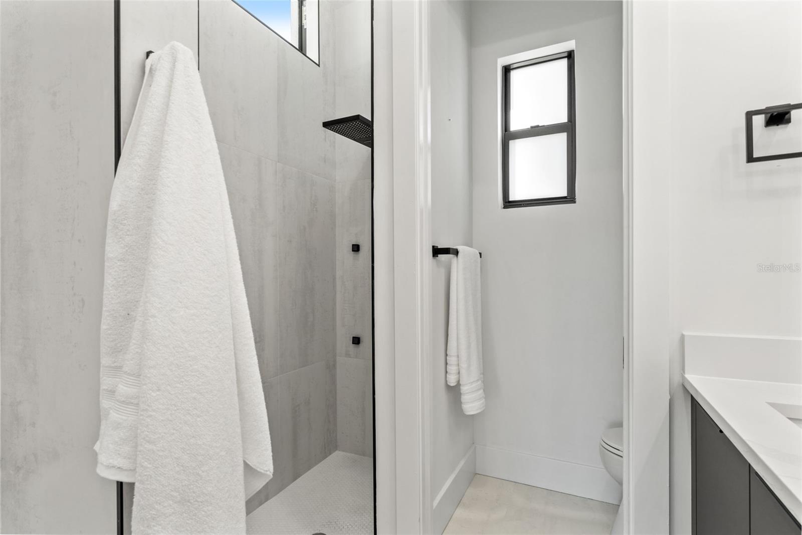 3817 W SAN NICHOLAS ST