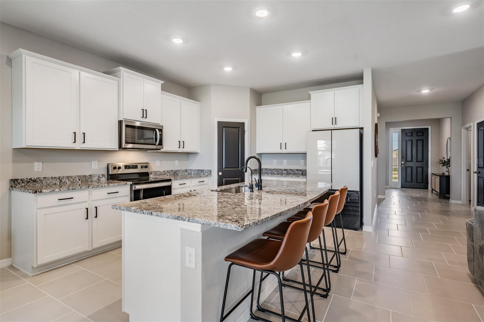 9817 ROWING DALE BND