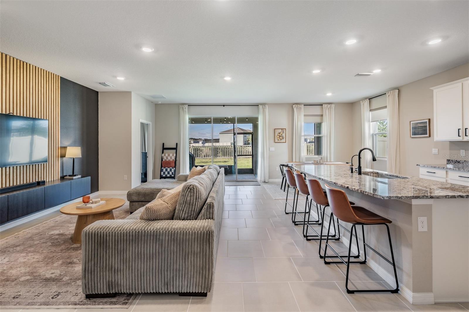 9817 ROWING DALE BND