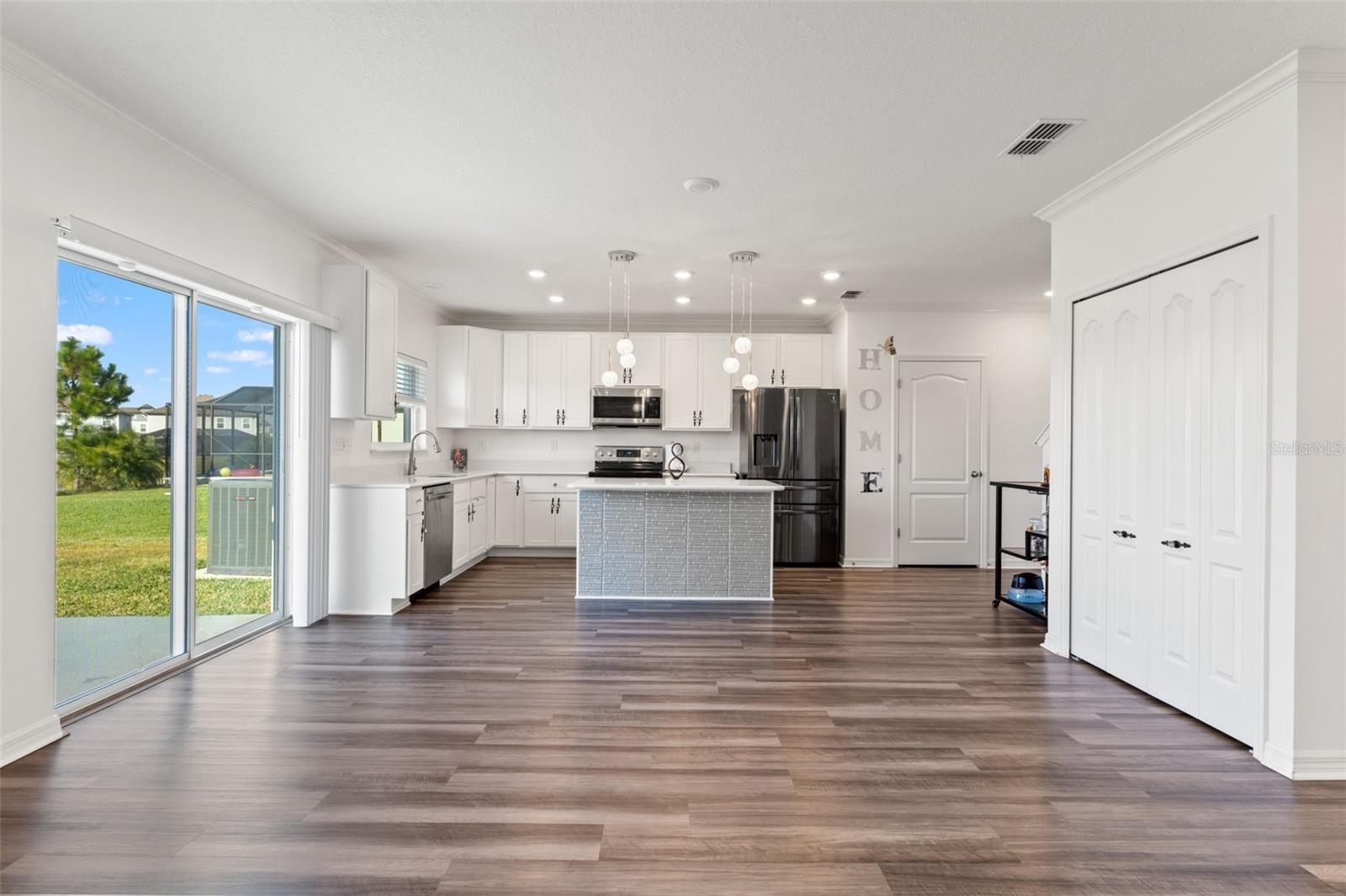 8223 ABBY BROOKS CIR