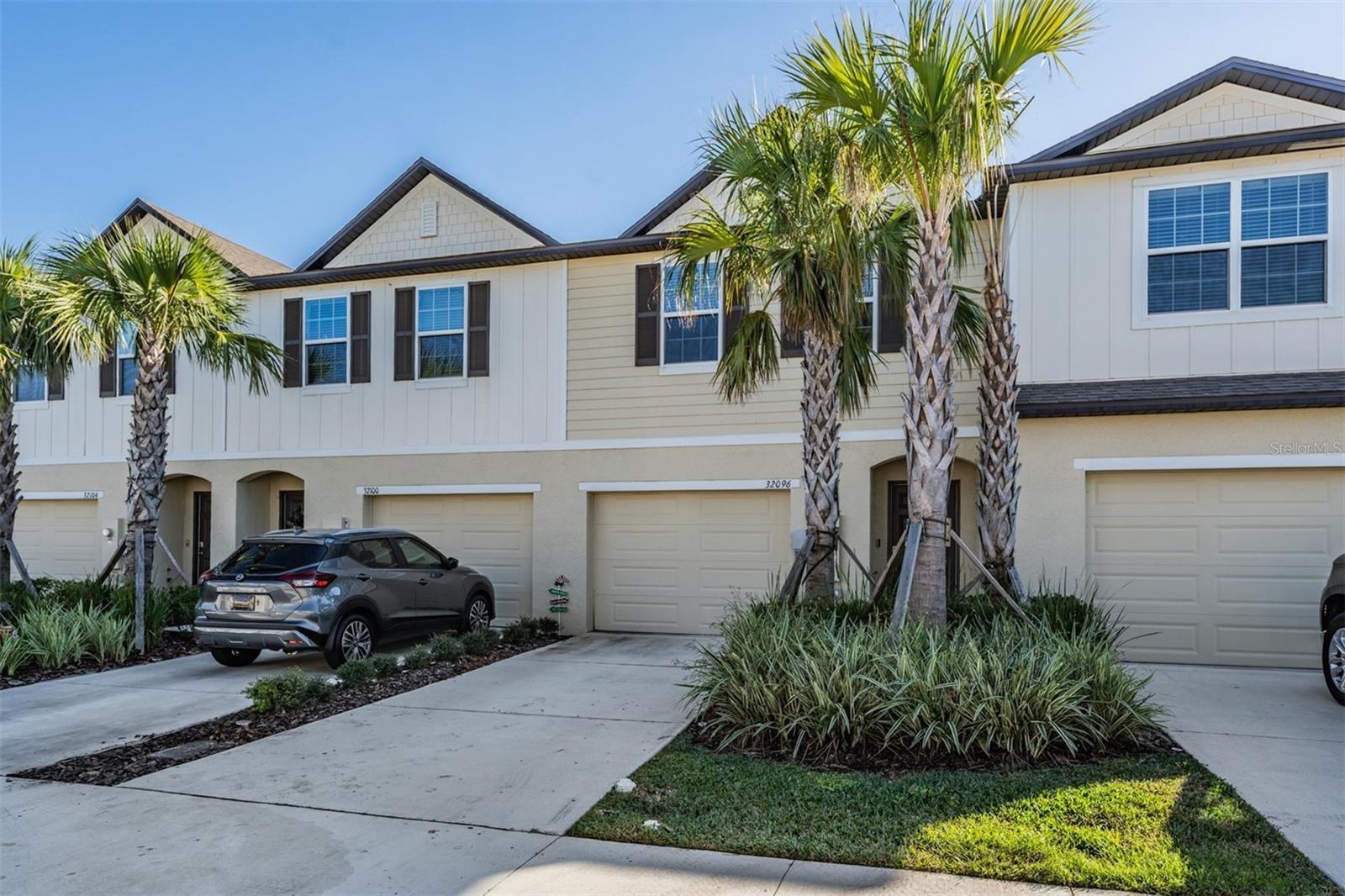 32096 POND APPLE BND