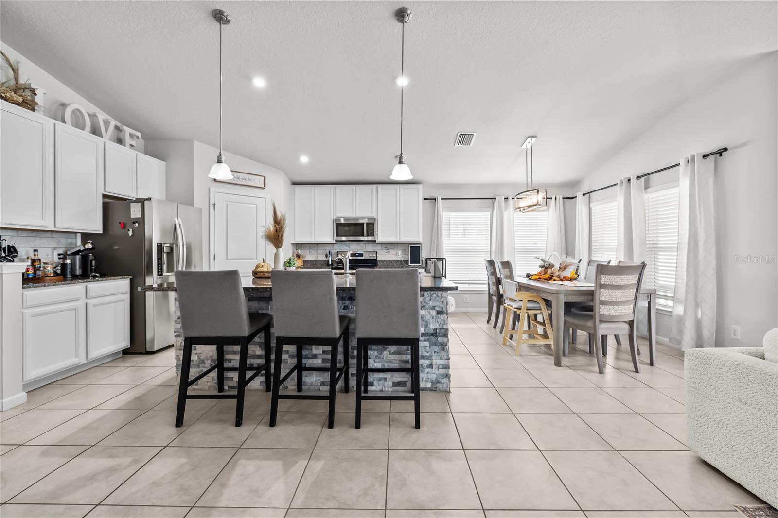 18446 HUNTERS MEADOW WALK