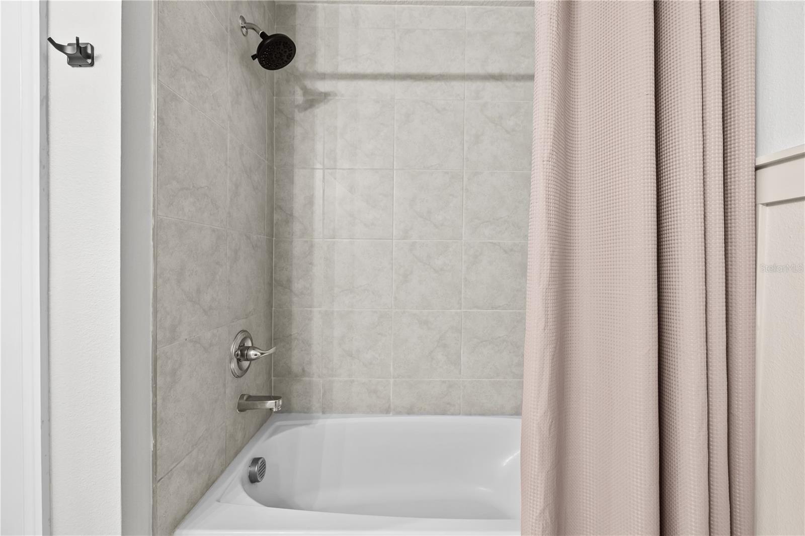 18446 HUNTERS MEADOW WALK