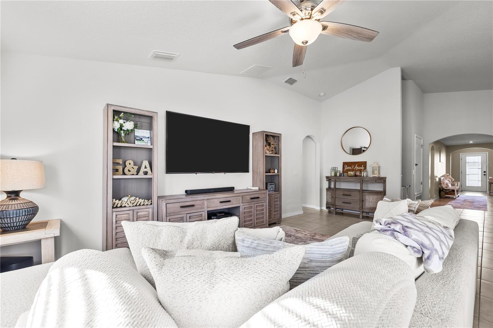 18446 HUNTERS MEADOW WALK