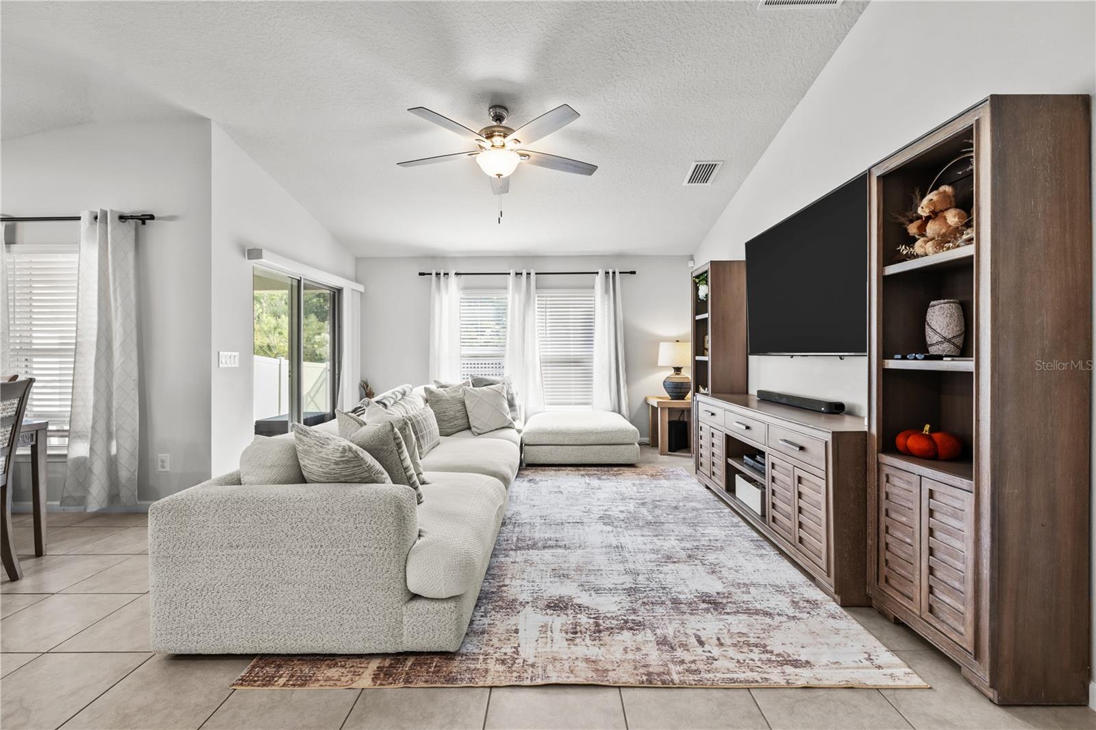 18446 HUNTERS MEADOW WALK