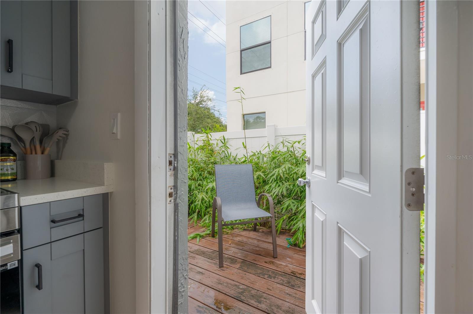 6908 S MACDILL AVE #A