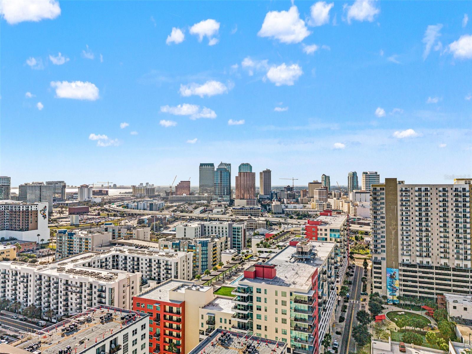 1120 E KENNEDY BLVD #413