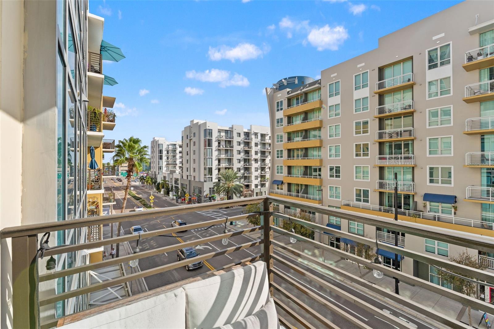 1120 E KENNEDY BLVD #413