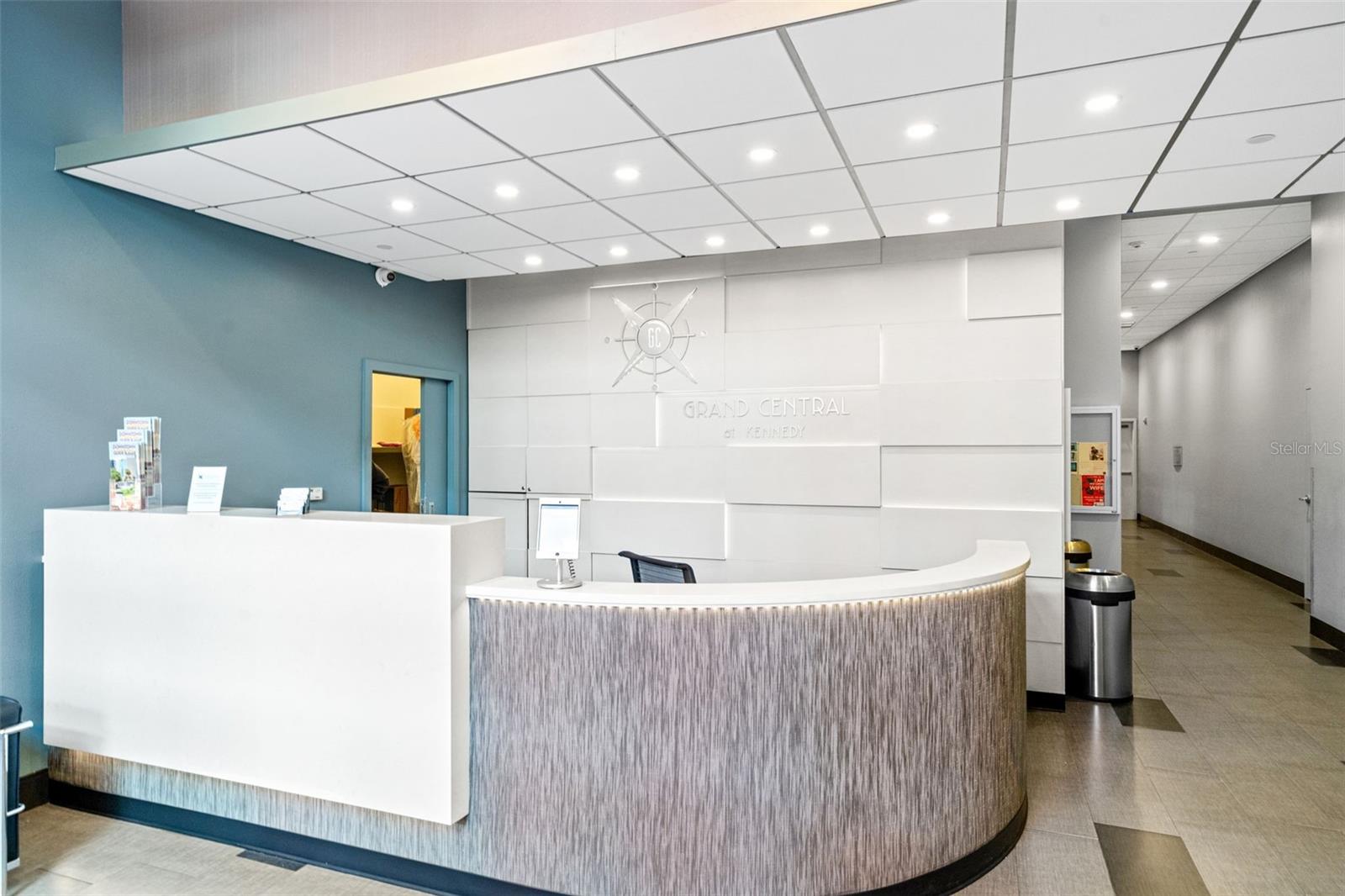 1120 E KENNEDY BLVD #413