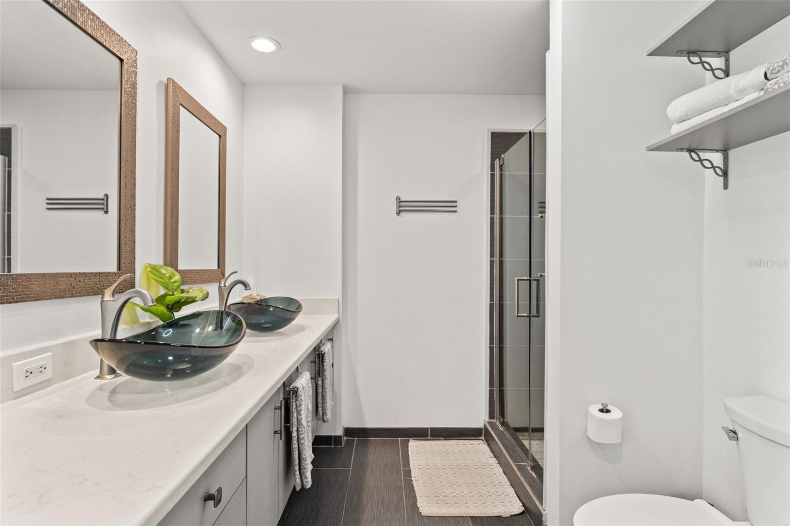 1120 E KENNEDY BLVD #413