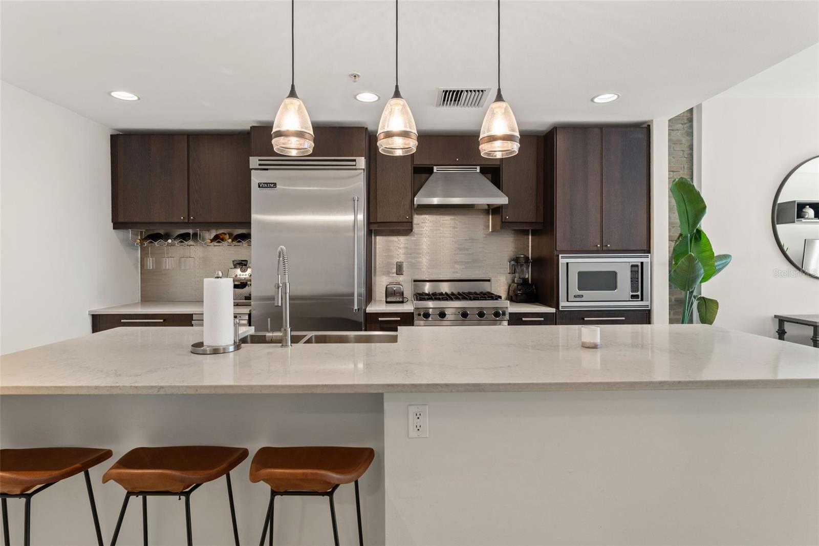 1120 E KENNEDY BLVD #413