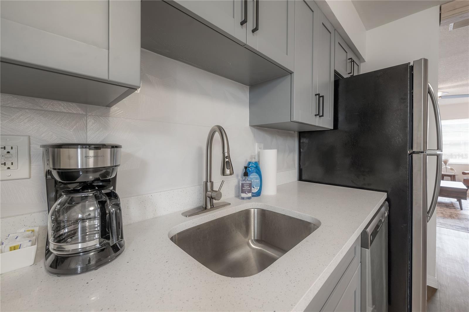 6908 S MACDILL AVE #A