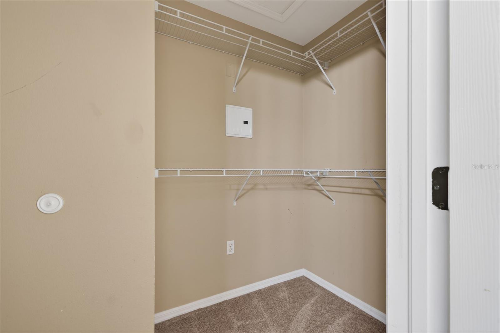 12740 COUNTRY BROOK LN