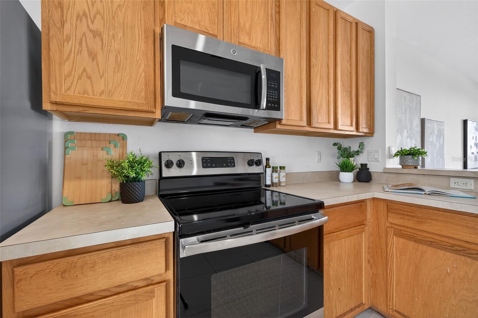 12740 COUNTRY BROOK LN