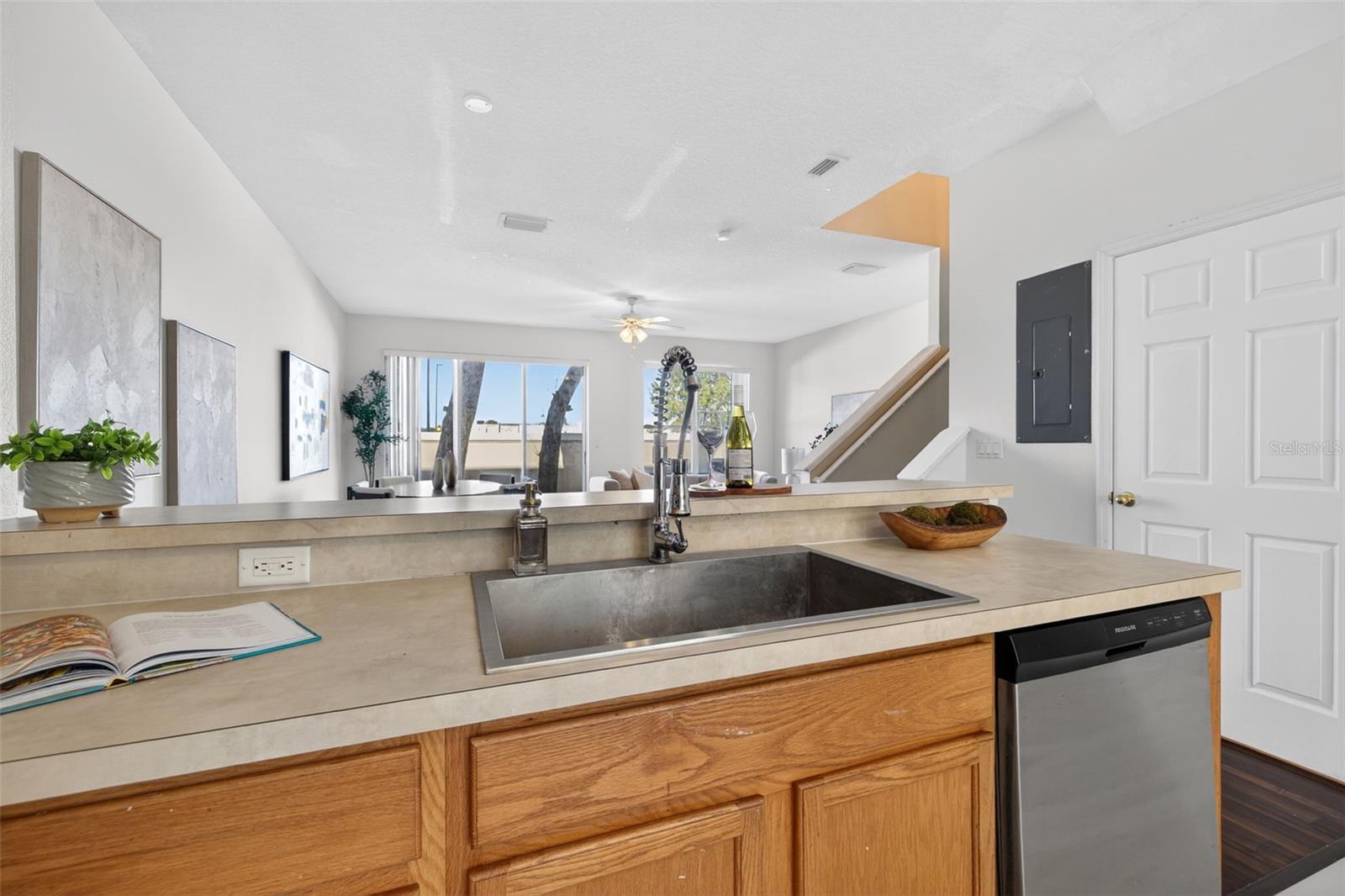 12740 COUNTRY BROOK LN