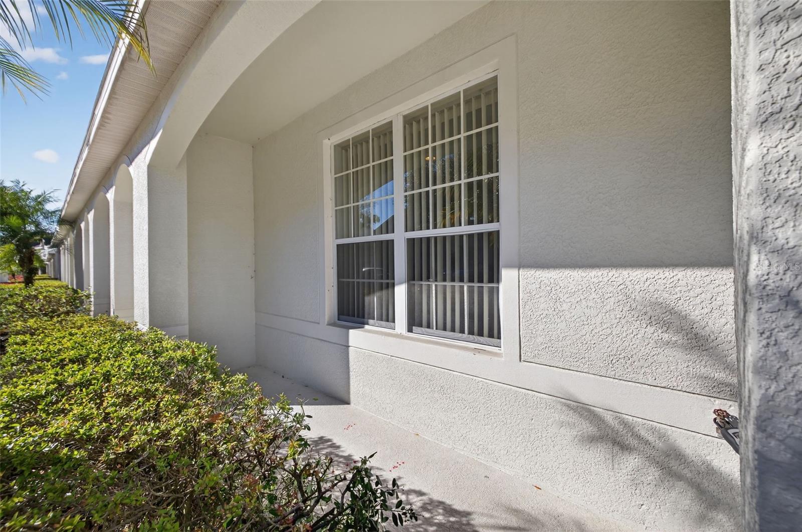 12740 COUNTRY BROOK LN