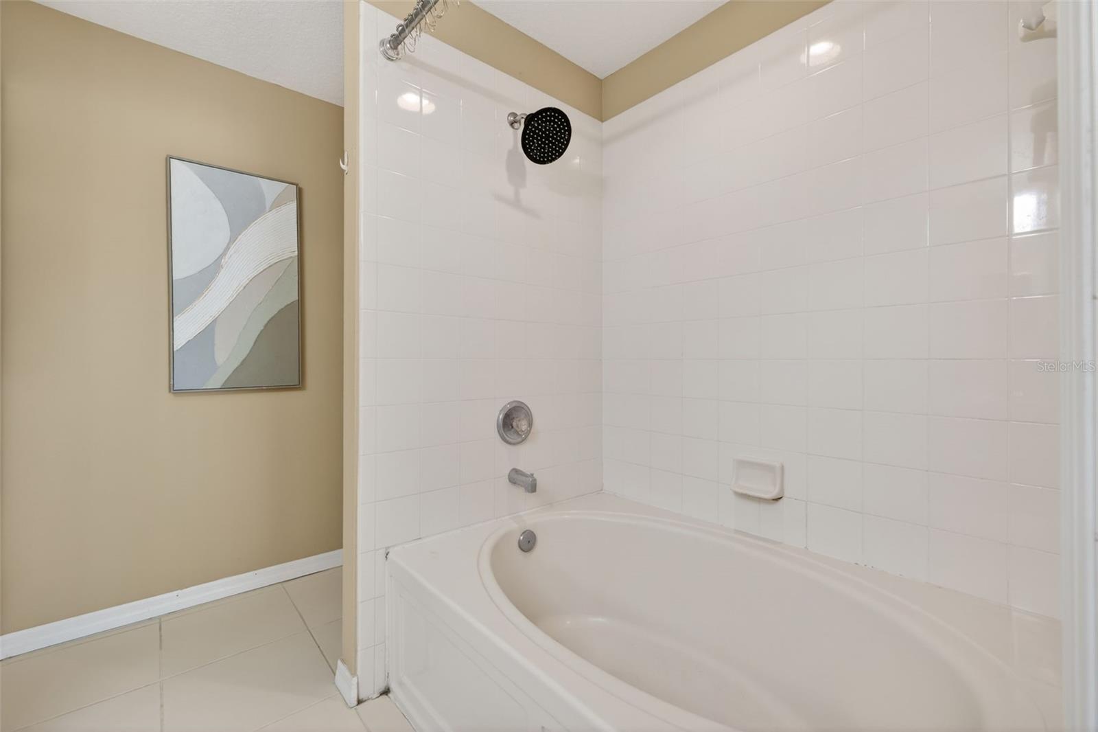 12740 COUNTRY BROOK LN