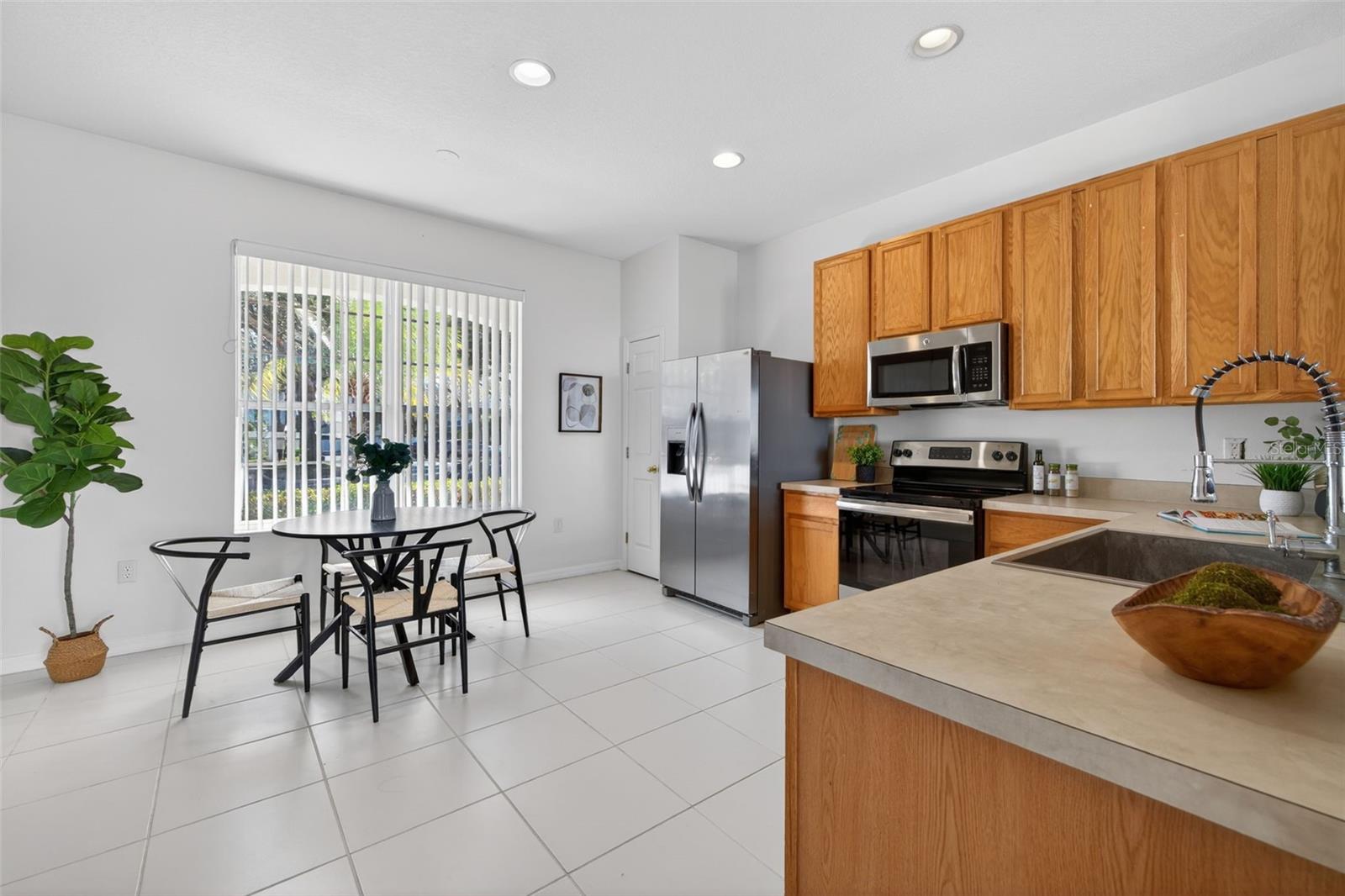 12740 COUNTRY BROOK LN