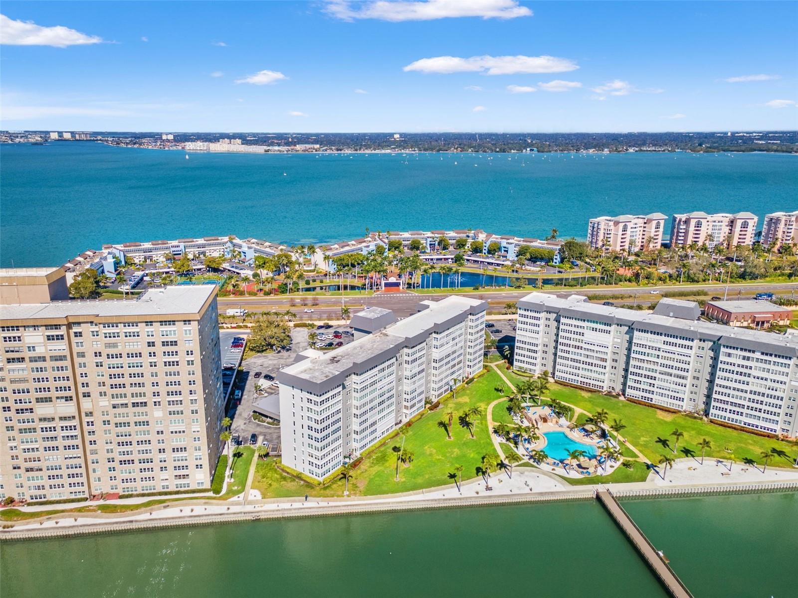 5130 BRITTANY DR S #808