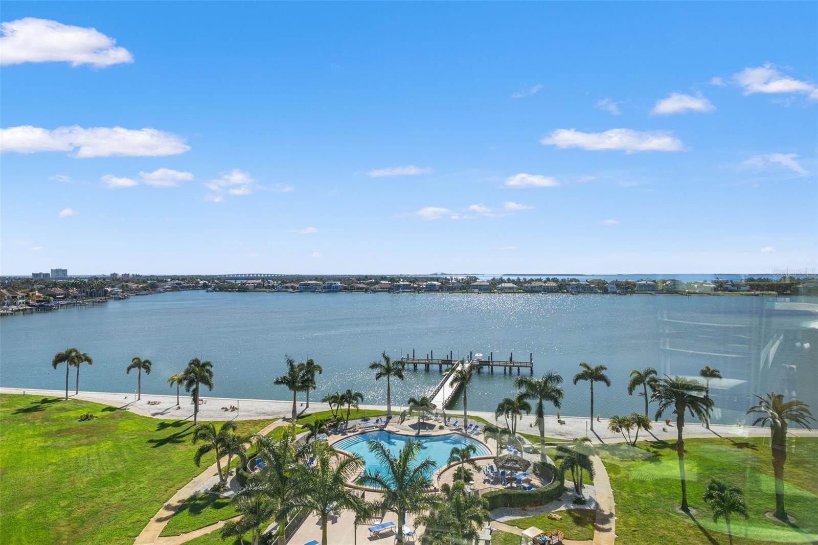 5130 BRITTANY DR S #808