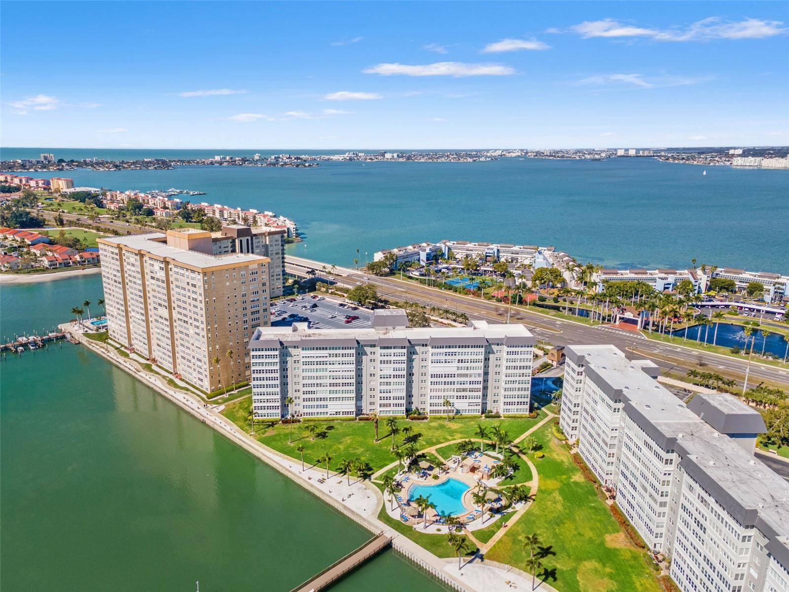 5130 BRITTANY DR S #808