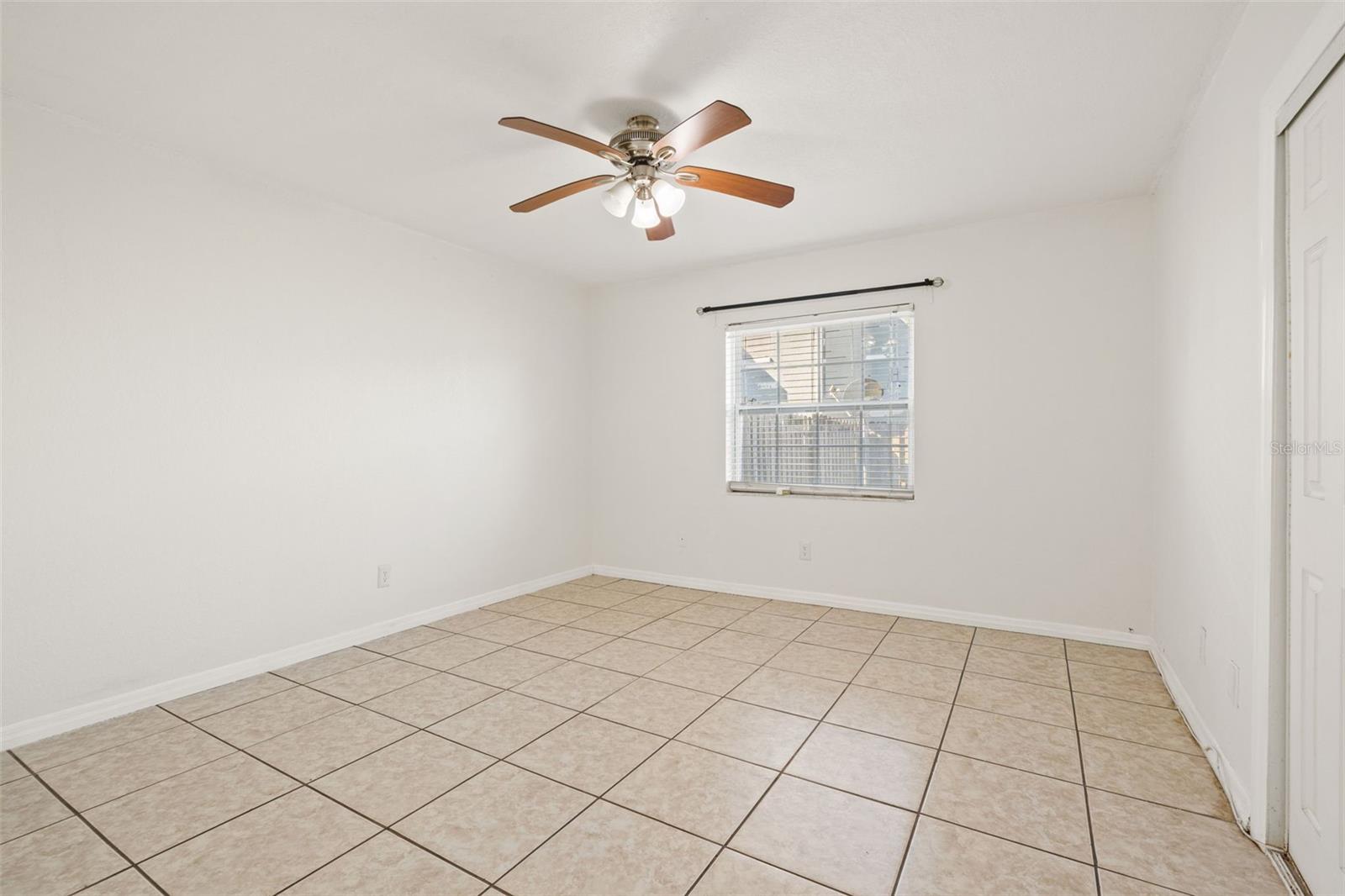 14415 AMERICAN CIRCLE #104