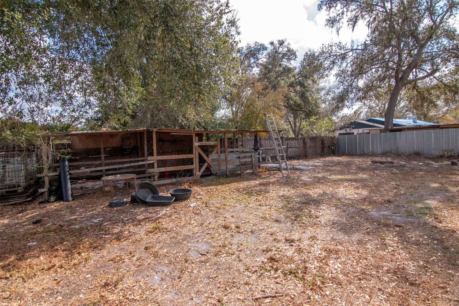 6905 W KNIGHTS GRIFFIN RD