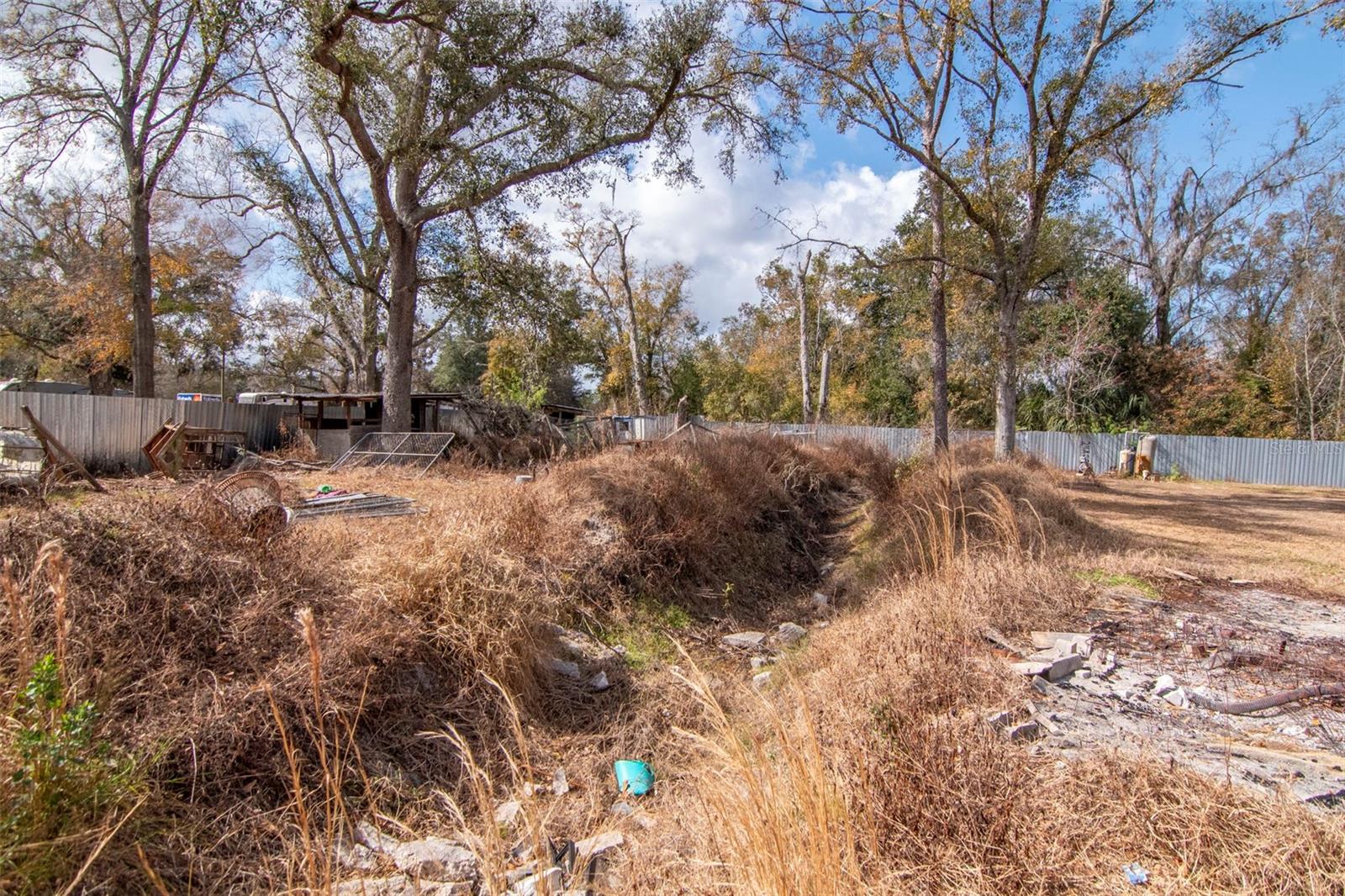 6905 W KNIGHTS GRIFFIN RD