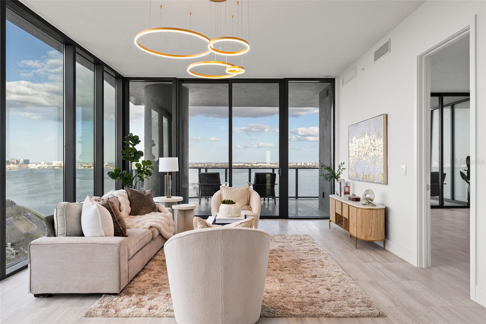 3015 S YSABELLA AVE #1901