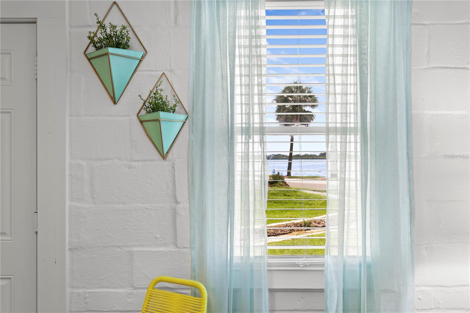 1305 S BERMUDA BLVD #A