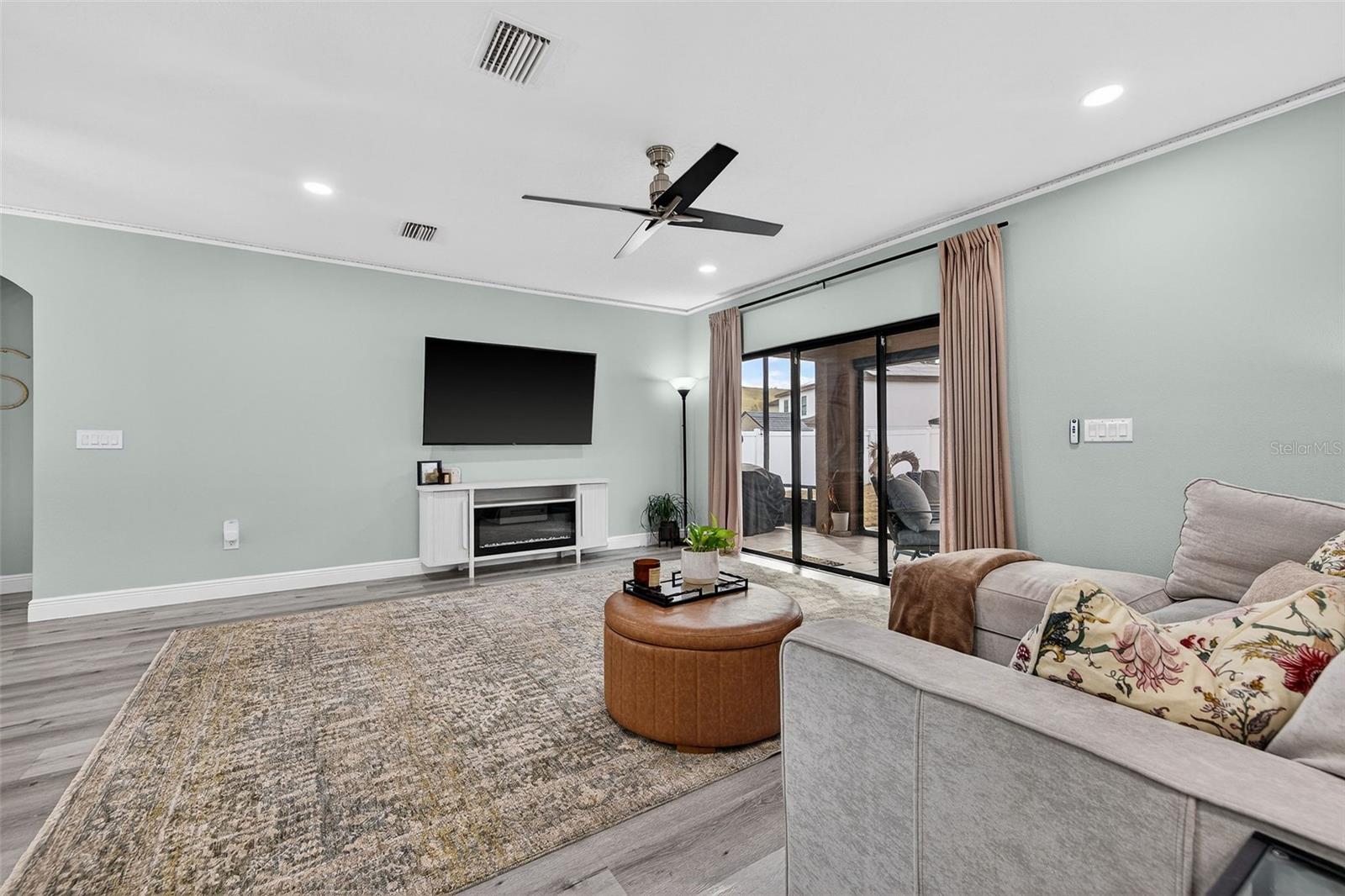 14227 ALISTAR MANOR DR